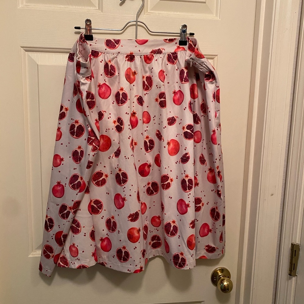NWT Lindy Bop UK 26/US22 Pomegranate Print A-line Skirt